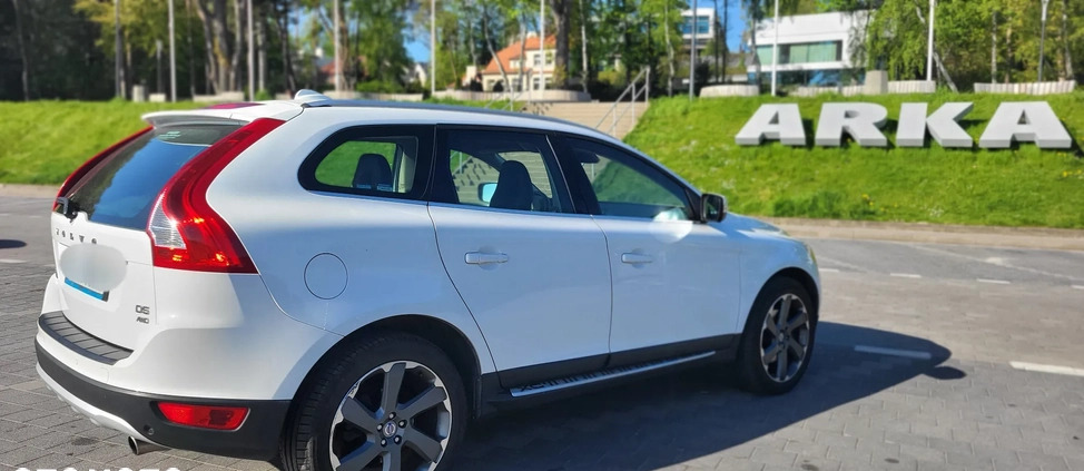 Volvo XC 60 cena 75000 przebieg: 163200, rok produkcji 2012 z Gdynia małe 232